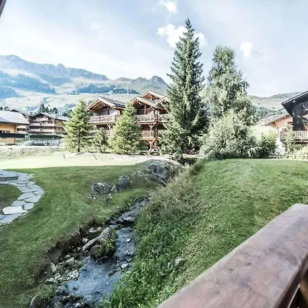 Apartment Modern City Chic Styling Whilst Incorporating Alpine Features *